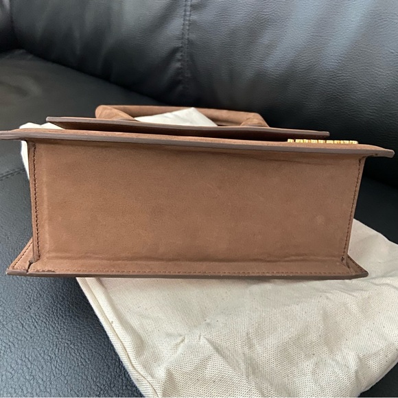 Jacquemus Tan Shoulder Bag - Picture 10 of 12